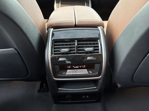 Used 2025 BMW X5 sDrive40i w/ M Sport Package RWD image 40