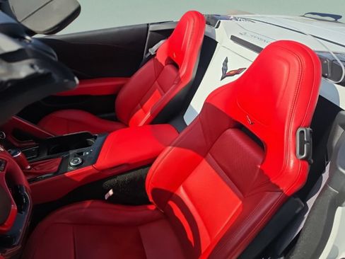 Used 2016 Chevrolet Corvette Stingray Convertible w/ 2LT Preferred Equipment Group RWD image 18