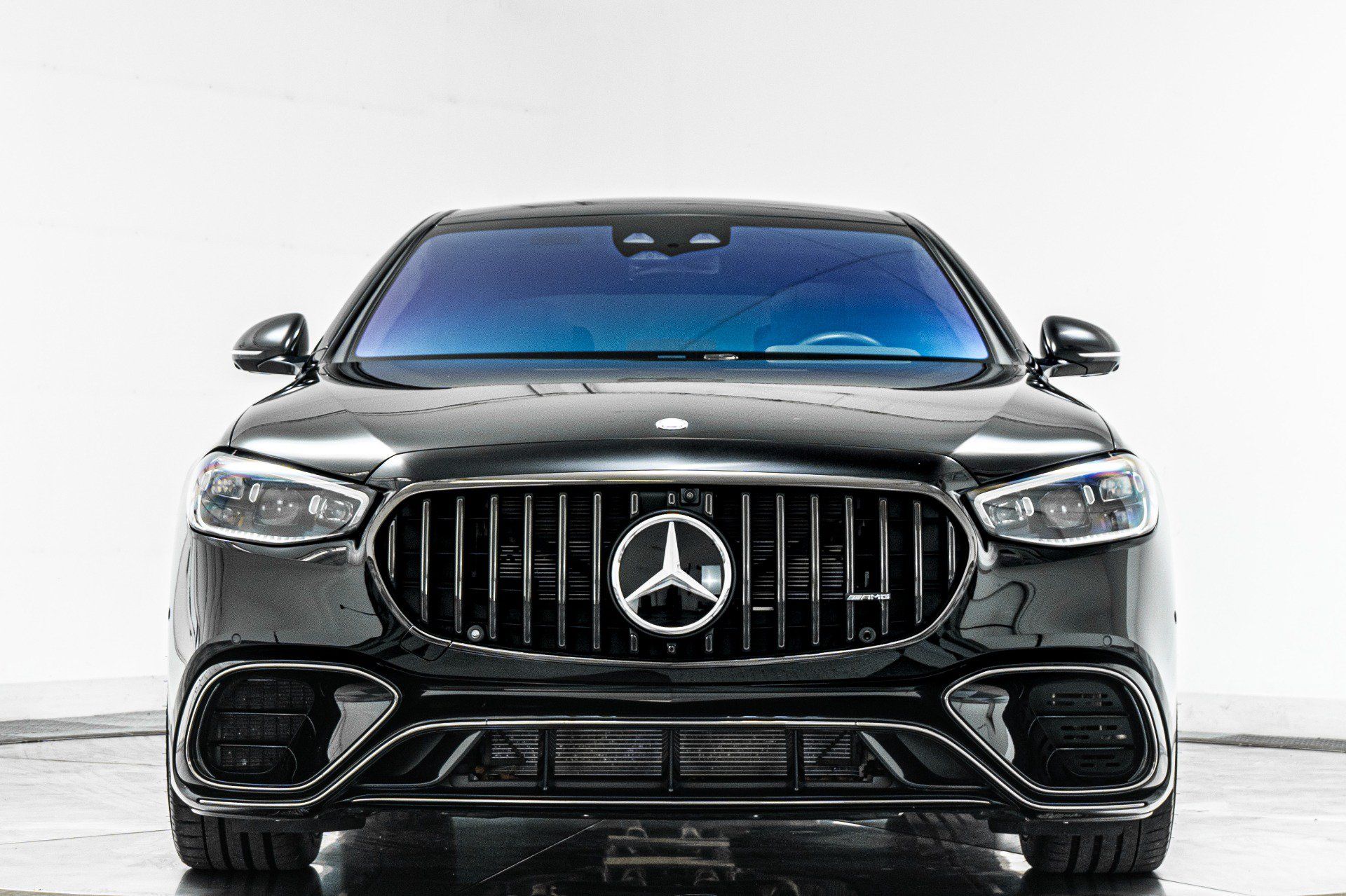 Used 2025 Mercedes-Benz S 63 AMG S image 4