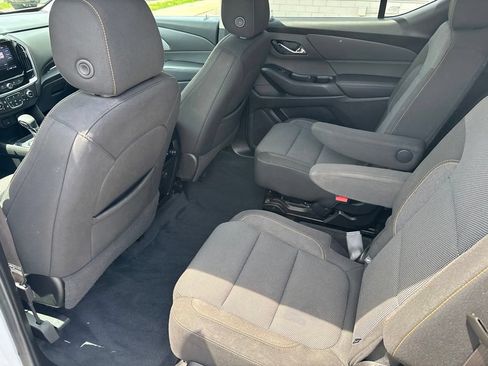 Used 2021 Chevrolet Traverse LT AWD/4WD image 15