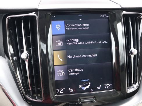 Used 2019 Volvo XC60 T6 Momentum w/ Premium Package image 16