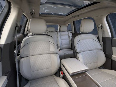 New 2026 Lincoln Nautilus Black Label AWD/4WD image 10