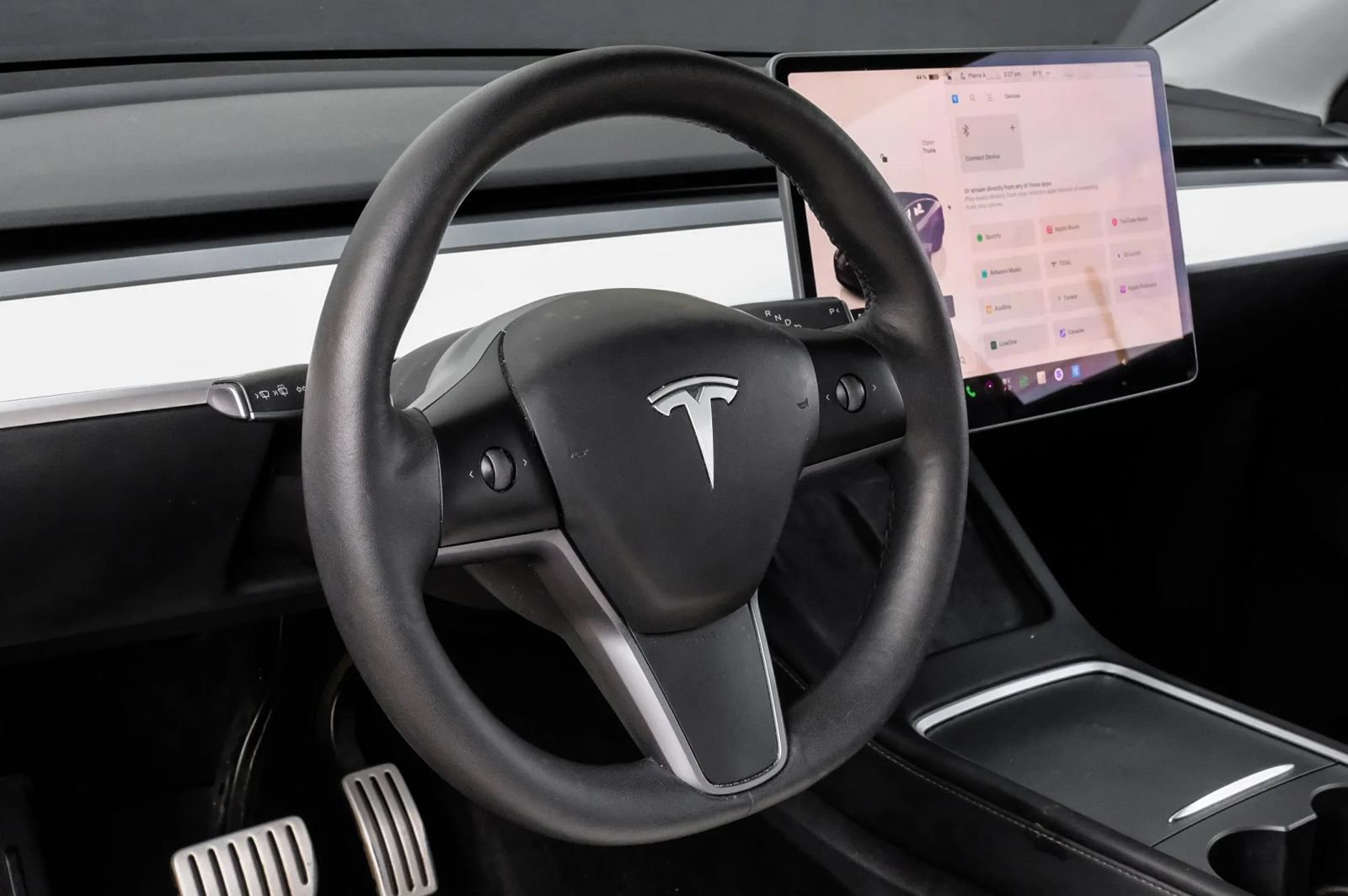 Used 2023 Tesla Model Y Long Range AWD/4WD image 16