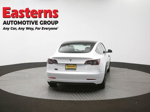 Used 2023 Tesla Model 3 Standard Range RWD image 33