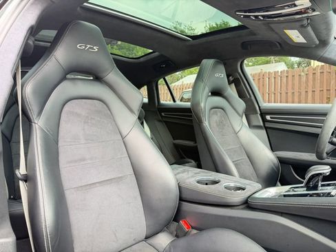 Used 2019 Porsche Panamera GTS AWD/4WD image 33