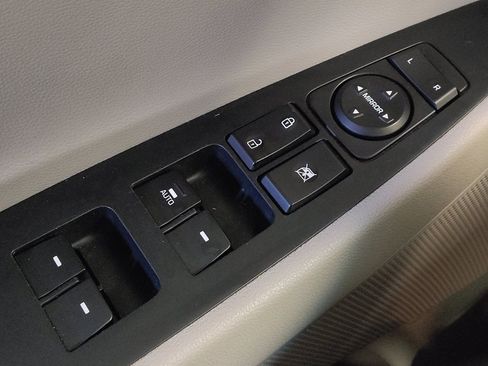 Used 2021 Hyundai Tucson SEL w/ Cargo Package image 27