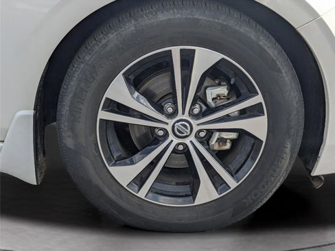 Used 2022 Nissan Sentra SV image 36