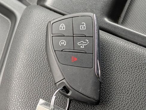 Used 2025 Chevrolet Silverado 2500 LT w/ Convenience Package image 31