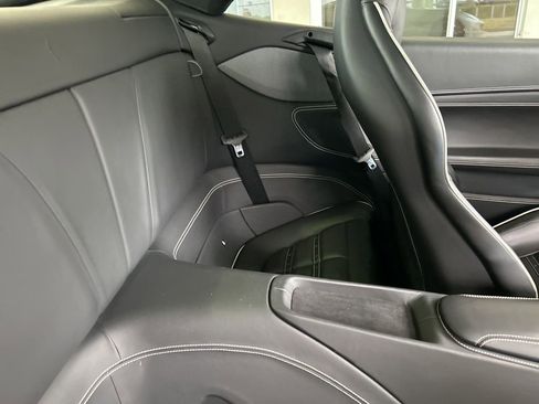 Used 2019 Ferrari Portofino RWD image 41