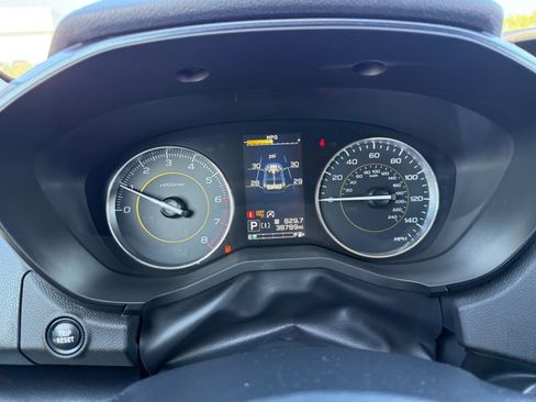 Used 2021 Subaru Crosstrek 2.5i Sport w/ Moonroof Package image 29