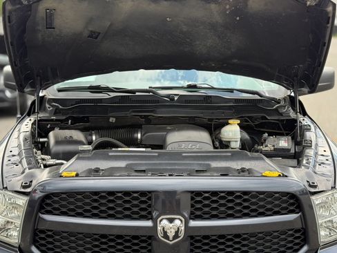 Used 2017 RAM 1500 Express AWD/4WD image 27