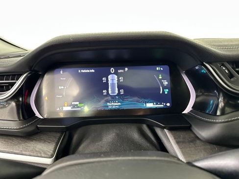 Used 2023 Jeep Grand Cherokee 4WD 4xe w/ Luxury Tech Group II image 17