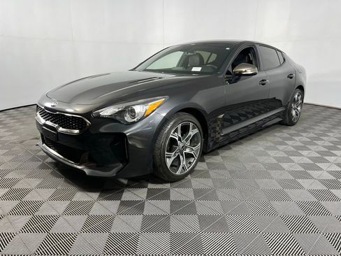 Used 2021 Kia Stinger GT-Line image 10