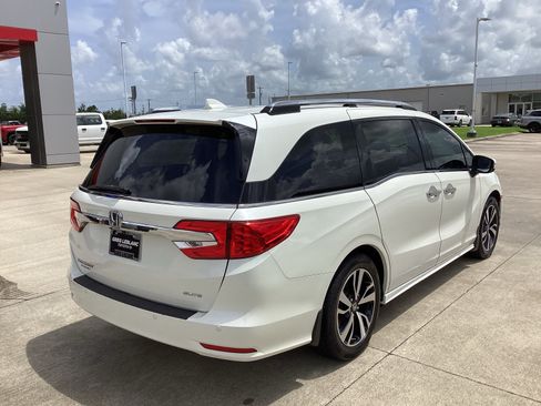 Used 2019 Honda Odyssey Elite image 7
