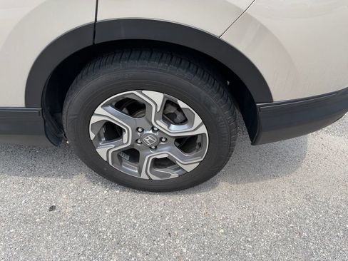 Used 2018 Honda CR-V EX image 9