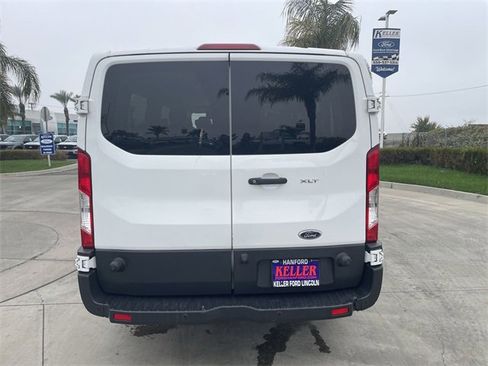 Used 2018 Ford Transit 350 XLT image 7