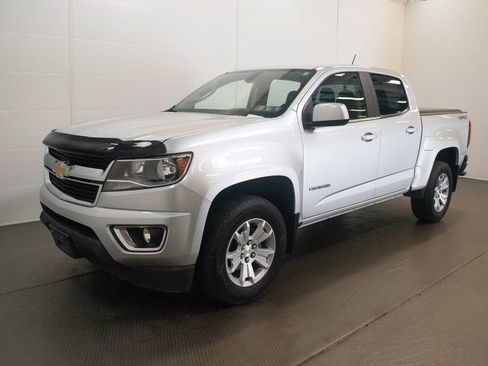 Used 2016 Chevrolet Colorado LT w/ LT Convenience Package AWD/4WD image 8