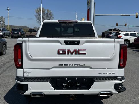 Used 2022 GMC Sierra 1500 Denali w/ Denali Reserve Package AWD/4WD image 4