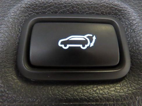 Used 2023 Hyundai Santa Fe SEL image 38