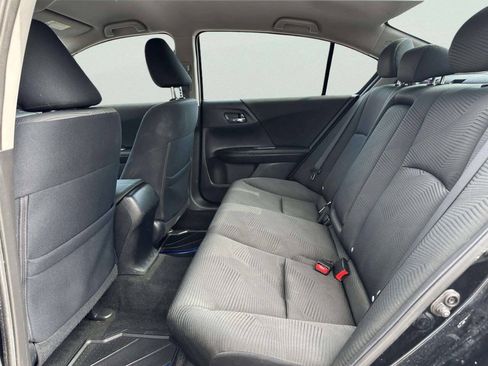 Used 2015 Honda Accord LX image 12