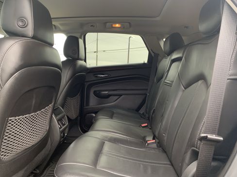 Used 2016 Cadillac SRX Luxury w/ Driver Awareness Package image 32