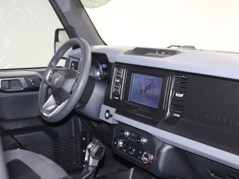 Used 2023 Ford Bronco 4-Door AWD/4WD image 27