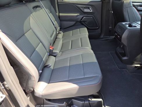 Used 2025 Chevrolet Silverado EV RST AWD/4WD image 21