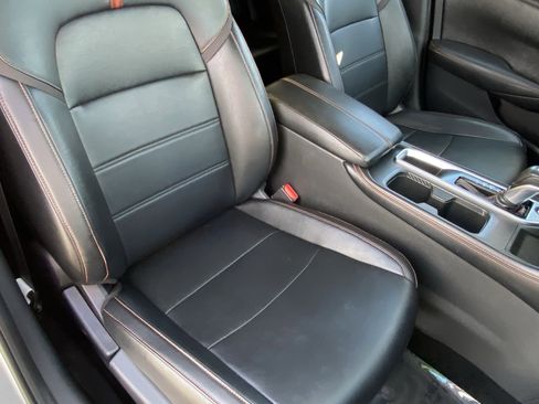 Used 2020 Nissan Sentra SR w/ Premium Package FWD image 11