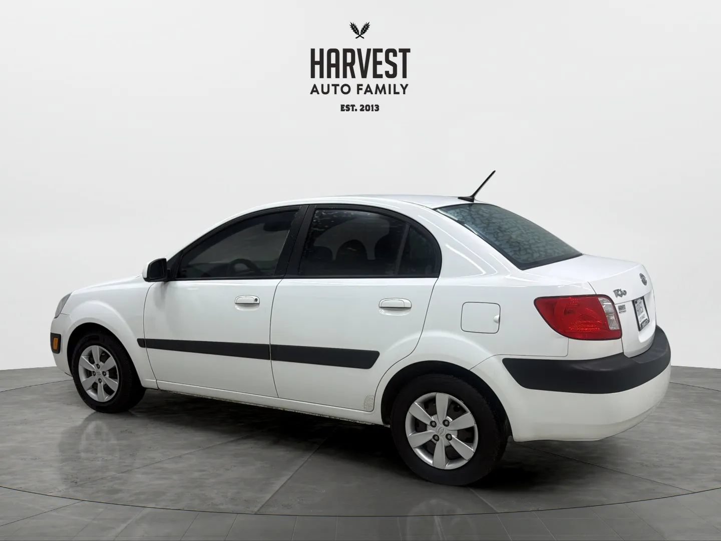 Used 2009 Kia Rio LX FWD image 3