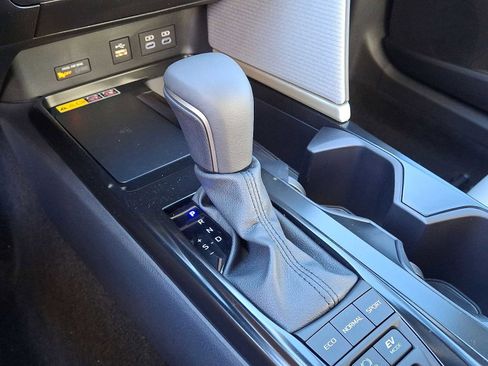 New 2026 Toyota Camry SE image 13