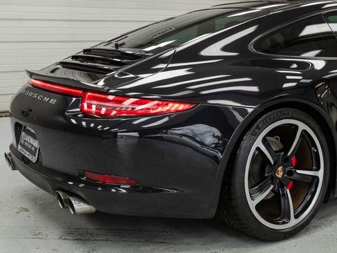 Used 2014 Porsche 911 Carrera 4S image 34