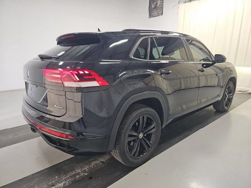 Used 2023 Volkswagen Atlas Cross Sport SEL R-Line AWD/4WD image 3