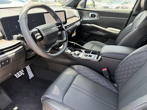 New 2026 Kia Sorento SX Prestige AWD/4WD image 17