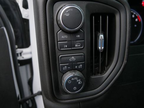 Used 2025 Chevrolet Silverado 1500 Custom AWD/4WD image 23