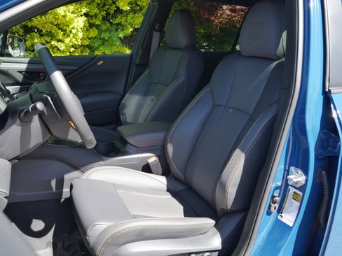 Used 2025 Subaru Outback Wilderness AWD/4WD image 34