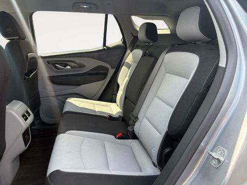 Used 2023 GMC Terrain SLE w/ Driver Convenience Package FWD image 13