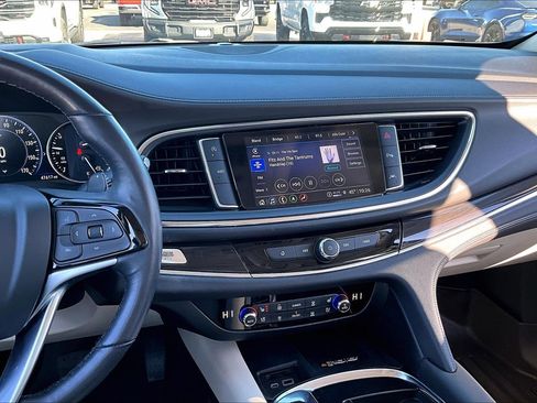 Used 2023 Buick Enclave Premium w/ Experience Buick Package AWD/4WD image 6