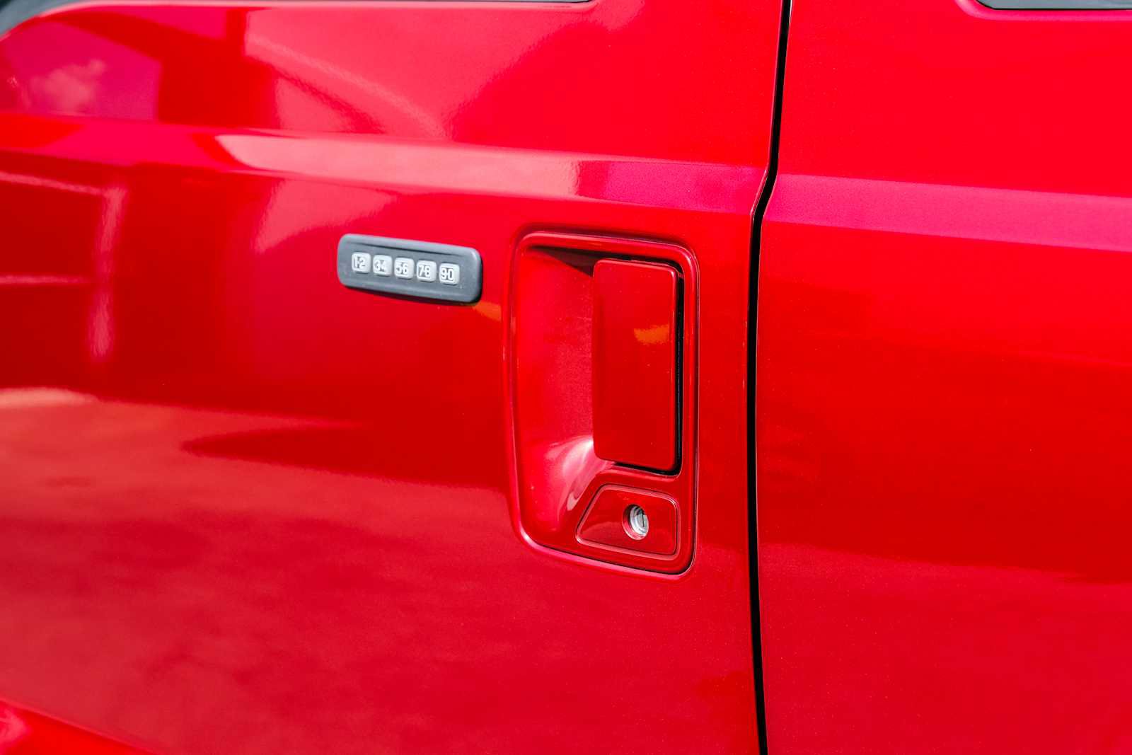 Used 2016 Ford F250 Lariat w/ Lariat Ultimate Package AWD/4WD image 18