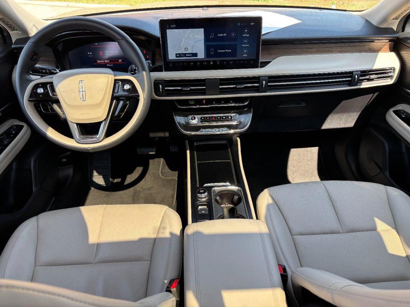 Certified 2025 Lincoln Corsair Grand Touring AWD/4WD image 13