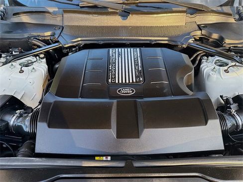 Used 2019 Land Rover Discovery HSE Luxury image 37