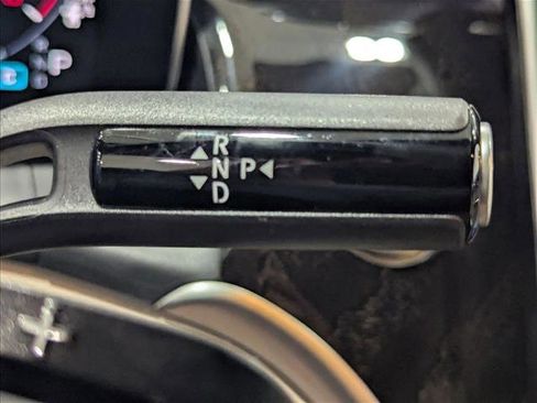 Used 2026 Mercedes-Benz GLC 300 image 12