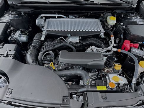 Used 2025 Subaru Outback Touring XT image 42