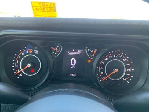 New 2025 Jeep Gladiator Sport image 17