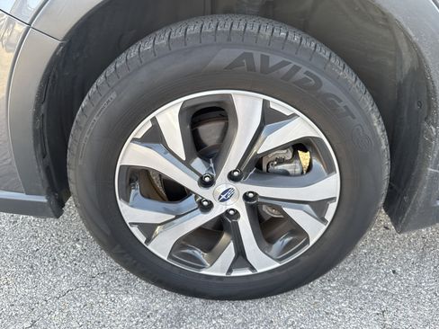 Certified 2022 Subaru Outback Limited XT AWD/4WD image 9
