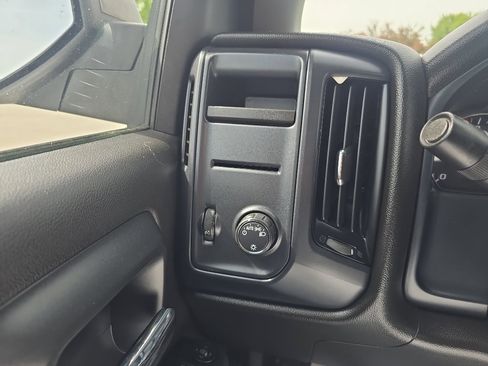 Used 2018 Chevrolet Silverado 1500 W/T w/ WT Convenience Package RWD image 18