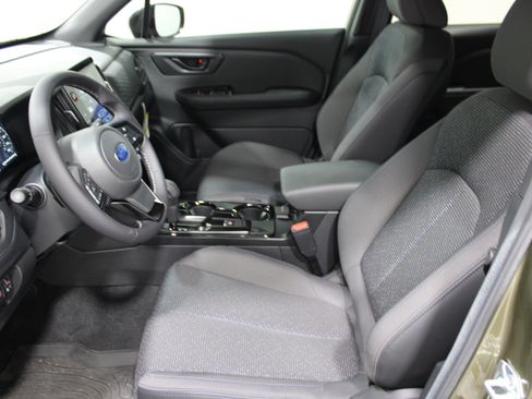 New 2026 Subaru Forester Premium AWD/4WD image 3