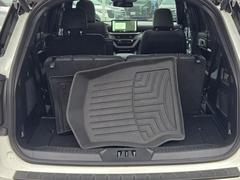 Certified 2025 Ford Explorer ST image 14