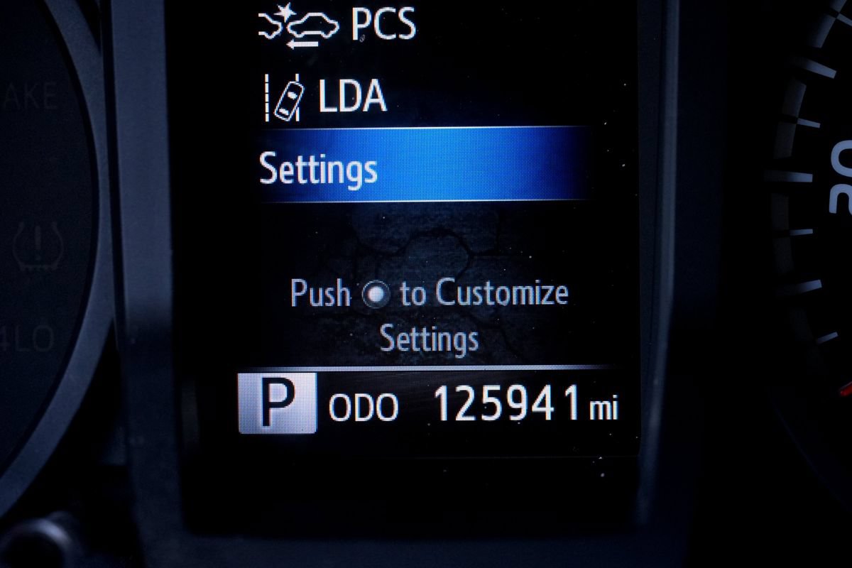 Used 2022 Toyota Tacoma SR RWD image 39