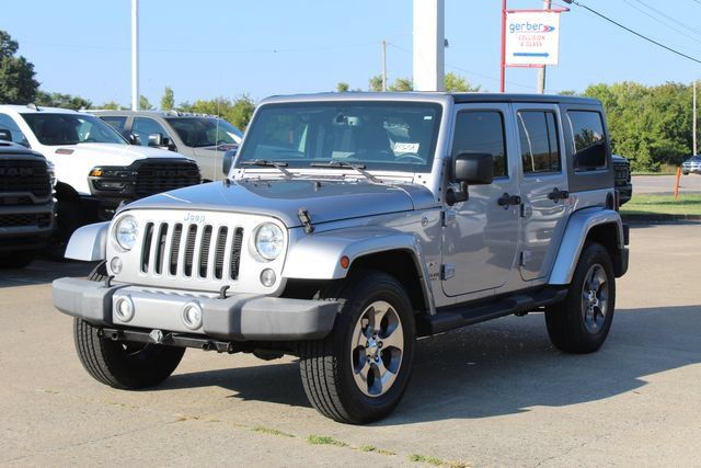 Used 2016 Jeep Wrangler Unlimited Sahara w/ Connectivity Group AWD/4WD image 1