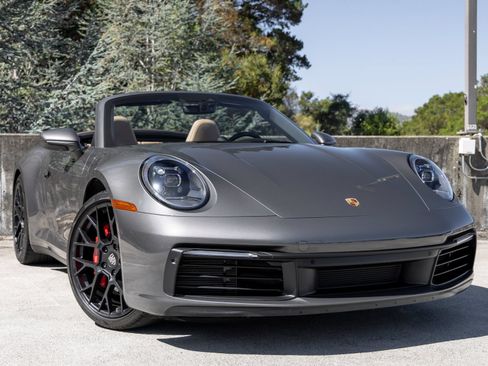 Certified 2020 Porsche 911 Carrera S RWD image 9